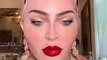Madonna méconnaissable : blonde, coupe au carré… Elle fait renaître son style des années 90 issu du « Blond Ambition Tour »