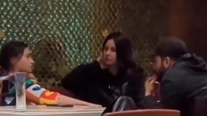 Alia Bhatt Katrina Vicky के साथ Airport Lounge Inside Video, Fans Funny Reaction Viral | Boldsky