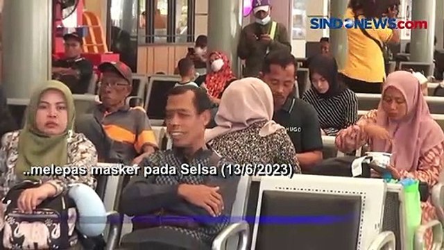 Sambut Baik Aturan Lepas Masker, Penumpang Kereta Stasiun Pasar Senen: Tak Lagi Pengap