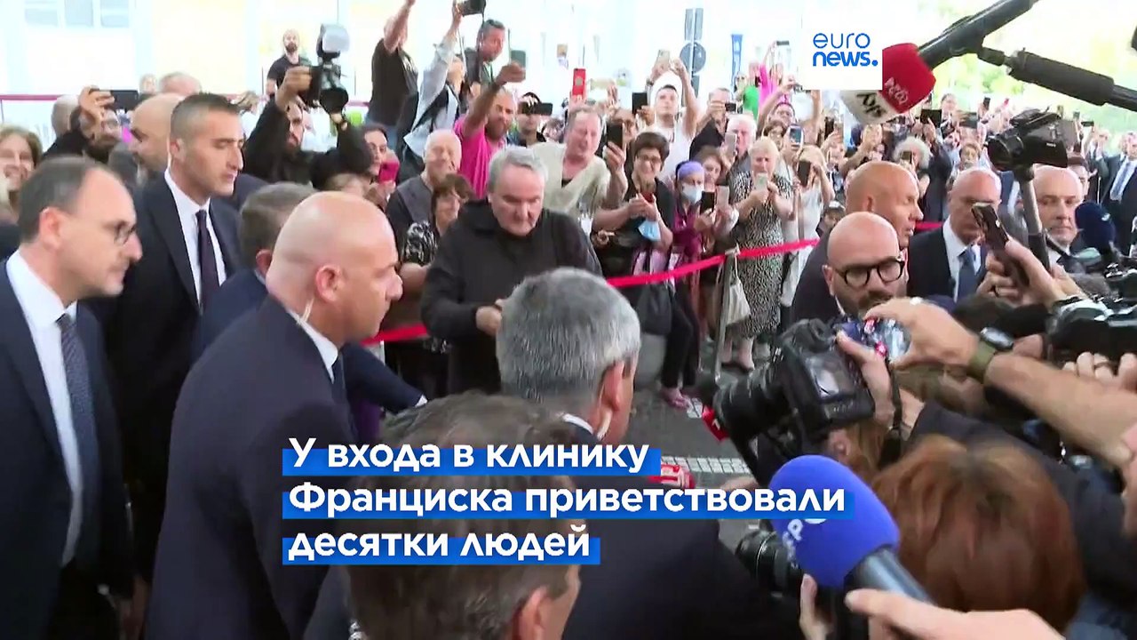 Папа Франциск покинул больницу через 9 дней пос...