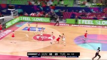 A Milli Kadın Basketbol Takımı, Avrupa Şampiyonası'nda ilk galibiyetini Macaristan'dan aldı
