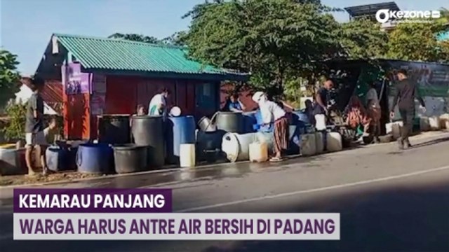 Kemarau Panjang, Warga Harus Antre Air Bersih di Padang