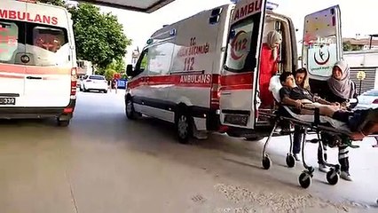 Oyun oynayan çocuğu yılan soktu