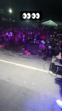 Vendedoras ambulantes denunciam agressão de policiais em show na Bahia