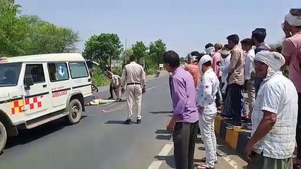 Two girls going to Barman died, brother injured