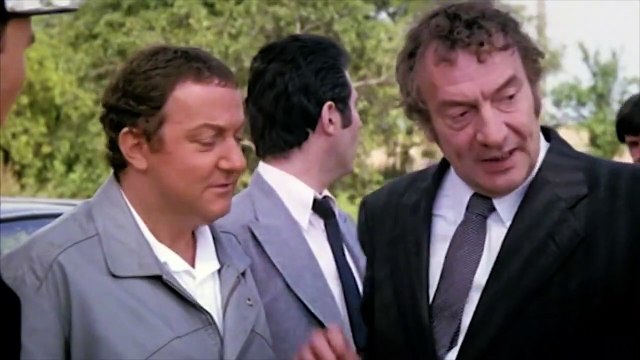 Bande annonce d'Inspecteur la Bavure : Coluche menacé de mort