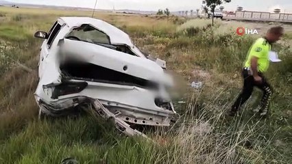 Aksaray'da iki araç çarpıştı: 1'i ağır 3 yaralı