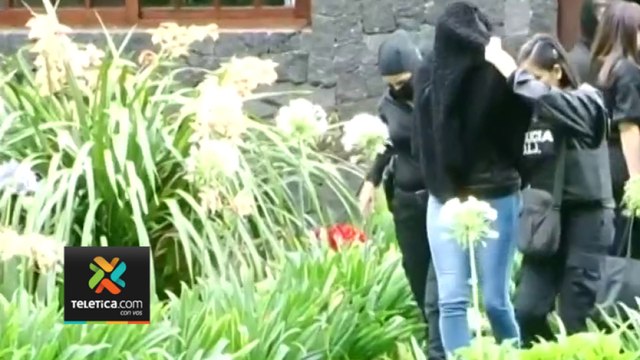 tn7-agentes-presentan-a-elena-correa-a-fiscalia-160623