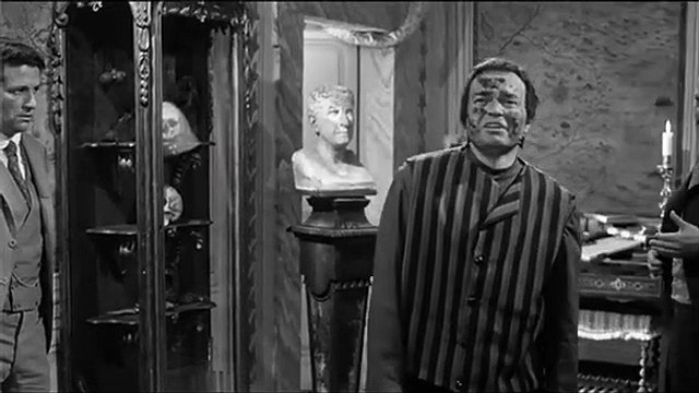 Le Cimetière Des Morts Vivants Bande-annonce (IT)