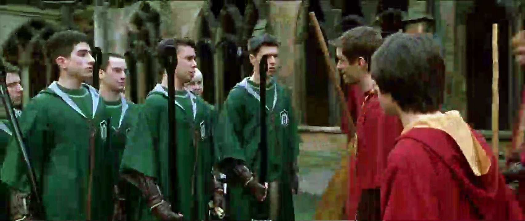 Harry Potter et la Chambre des secrets Bande-annonce (EN)