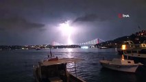 İstanbul'da şimşek ve gök gürültüsü etkili oldu