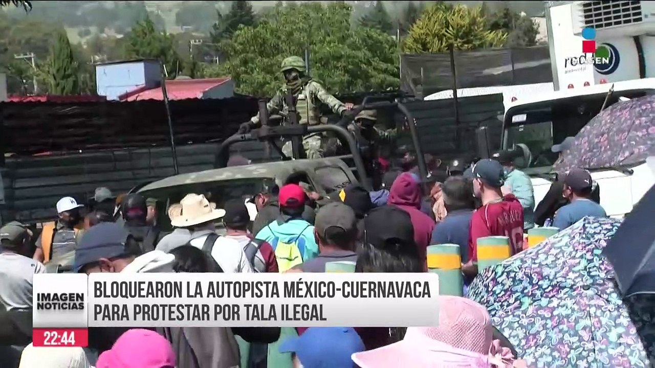 Bloquean la México-Cuernavaca para protestar por tala ilegal