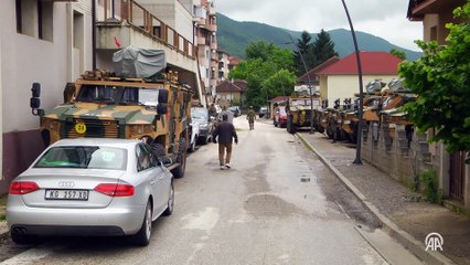 Mehmetçik, Kosova'nın kuzeyindeki Zubin Potok'ta güvenliği sağlıyor