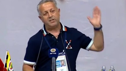 Kongre Üyesi: "Cumhurbaşkanı GS'yi tebrik etmiş siyasete girmiyor diye. Ben ona şimdi soruyorum Trabzonspor şampiyon olurken senin bakanların protokolde değil de neden tribündeydi ? Fenerbahçe'ye en büyük zararı Recep Tayyip Erdoğan verdi. İsterseniz ben