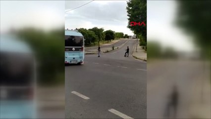 Pendik'te yol verme tartışmasında silah çekildi