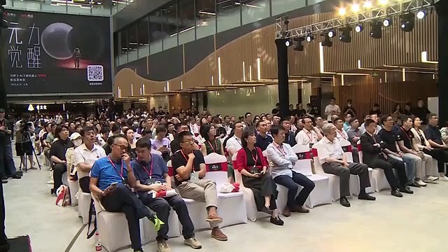 Çinli yapay zeka şirketi SenseTime, Go oyunu oynayabilen ev robotu tanıttı