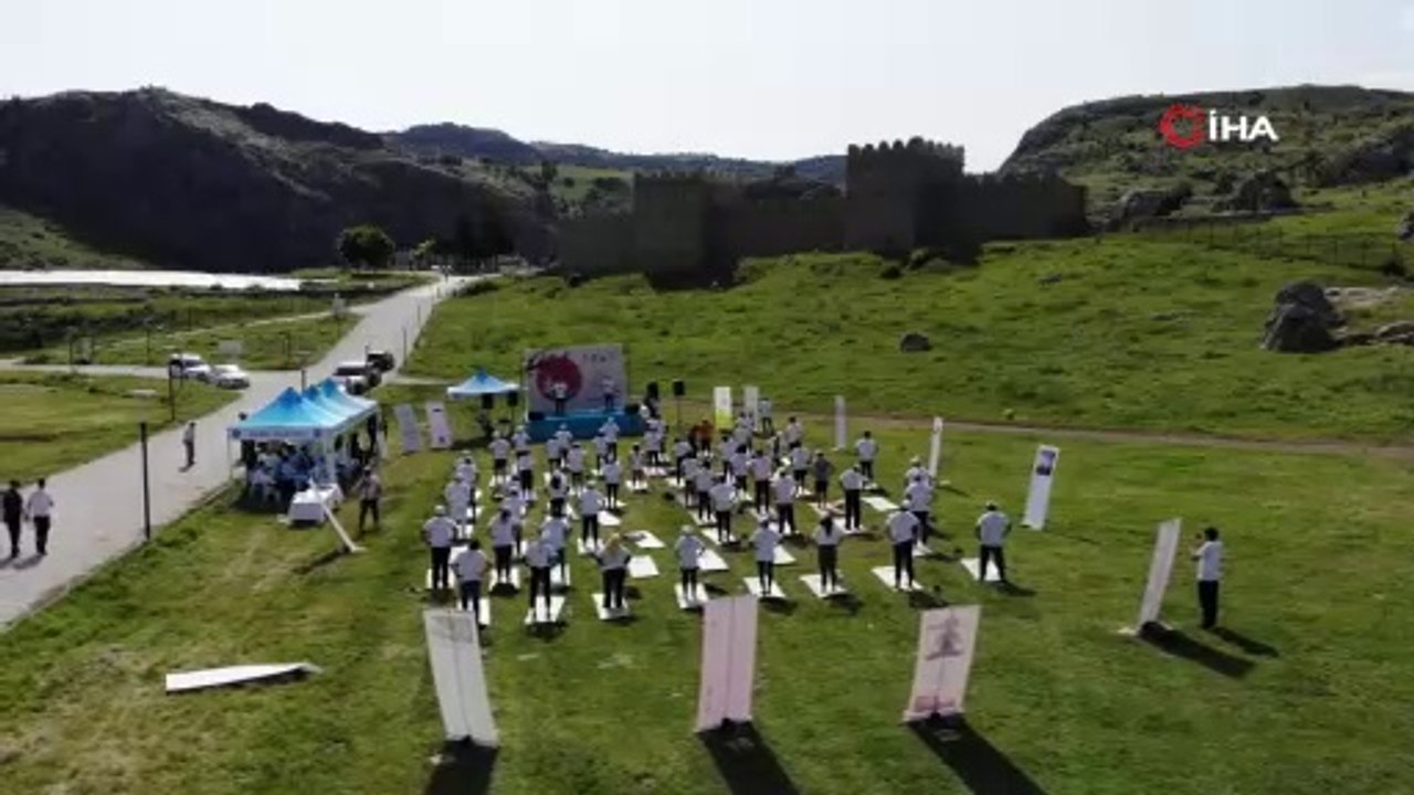 Medeniyetlerin başkenti Dünya Yoga Günü’ne ev sahipliği yaptı