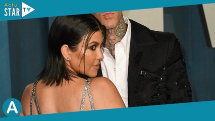 VIDEO Kourtney Kardashian enceinte à 44 ans, l'émouvante révélation filmée en plein concert de Travi