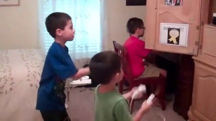 Christopher & Anthony playing the wii then Anthony gets upset
