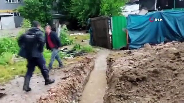 200 küçükbaş hayvan sel sularından kurtarıldı