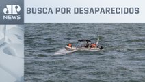 Barco com 12 pessoas naufraga no litoral catarinense