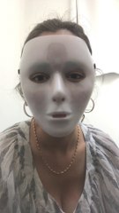 Face au masque d'Enjolras... Face au masque d'Éponine, Louise Deshays