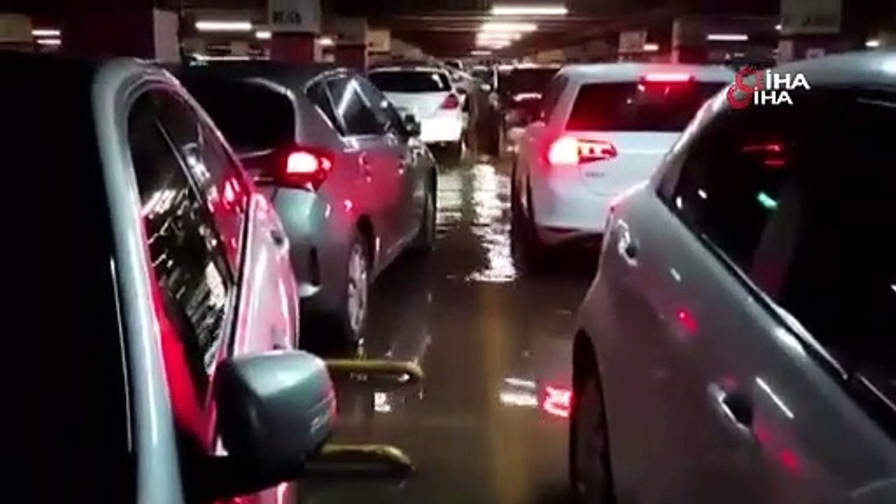 OTOPARKLAR ŞELALEYE, YOLLAR GÖLE DÖNDÜ!