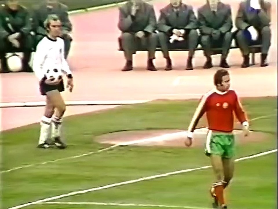 EURO 1976 Quali - Germany v Bulgaria