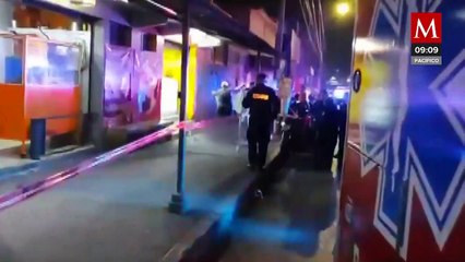 En Ecatepec, presuntos sicarios asesinan a tres personas afuera de un negocio