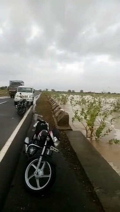 बाड़मेर के चौहटन में 10.31 इंच बरसात, निचले इलाके पानी से घिरे