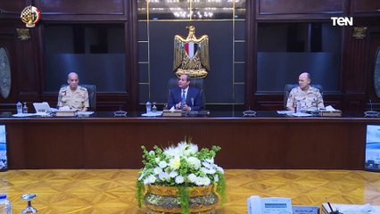 مصر تقدم مئات الأطنان من المساعدات الإغاثية إلى السودان بحرًا