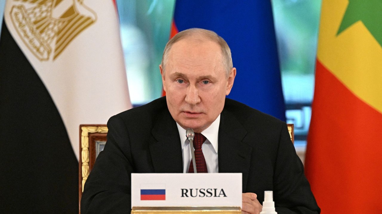 Presidente ruso Vladimir Putin dice estar dispuesto a “un dialogo constructivo con quienes deseen la paz"