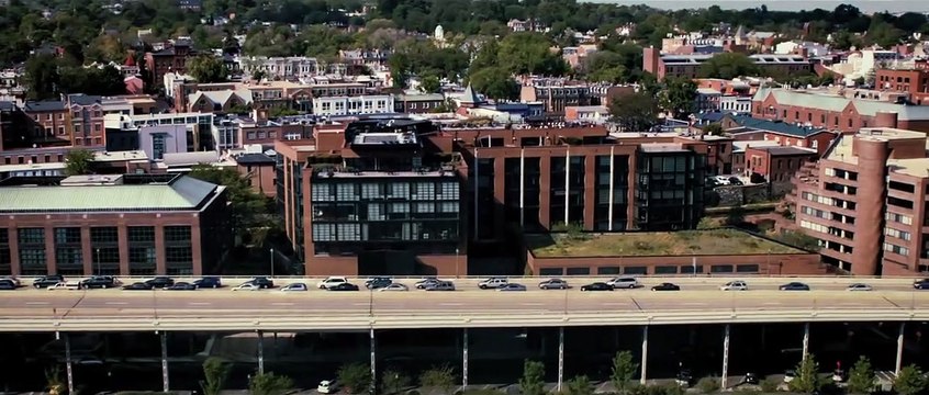 Tentation : Confessions d'une femme mariée Bande-annonce (EN)