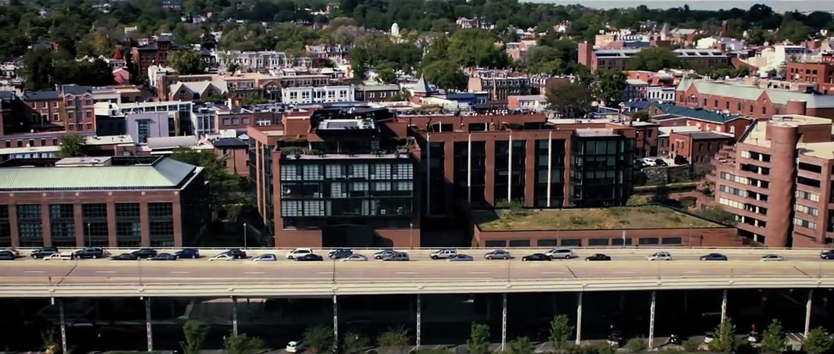 Tentation : Confessions d'une femme mariée Bande-annonce (EN)