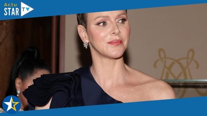 Charlene de Monaco émue par sa rencontre avec un bébé, elle couvre de cadeaux les habitants de Monac