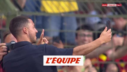 Hazard a effectué un tour d'honneur à la mi-temps de Belgique - Autriche - Foot - Qualif. Euro