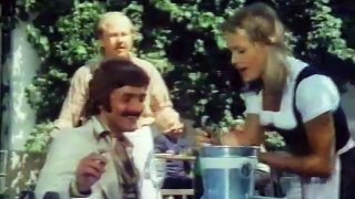 Die Kleine Mit Dem Sussen Po (1975) - VHSRip - Rychlodabing (2.verze)
