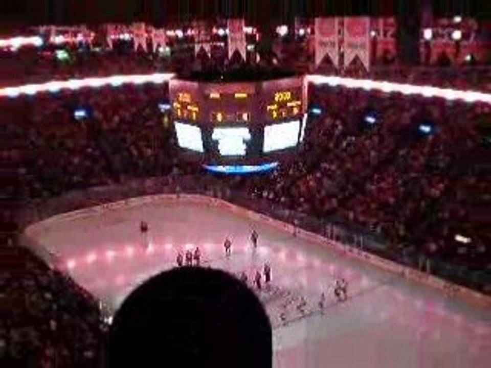 Match de Hokey Canadiens vs Sénateurs : entrée des joueurs
