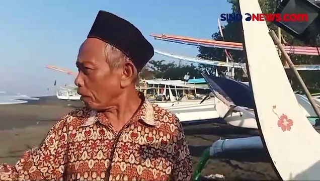Hiu Paus Mati di Pantai Jembrana Gegara Kena Jaring Nelayan