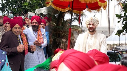 Karan Deol Wedding Dharmendra Dance Video, Dhol पर झूम उठे दादा..| Boldsky