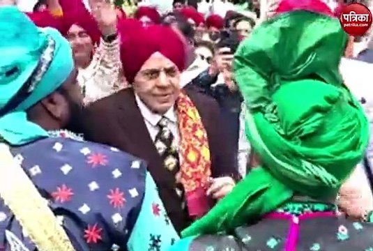 पोते अरुण की शादी में जमकर नाचे धर्मेंद्र, 87 की उम्र में लगाए जबरदस्त ठुमके, देखें वीडियो