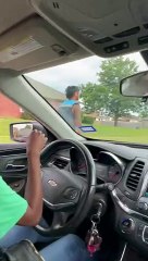 Amazon Driver Makes Sure Lost Child Gets Home Safe
