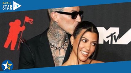 Kourtney Kardashian : l’aînée du clan attend son premier enfant avec Travis Barker !