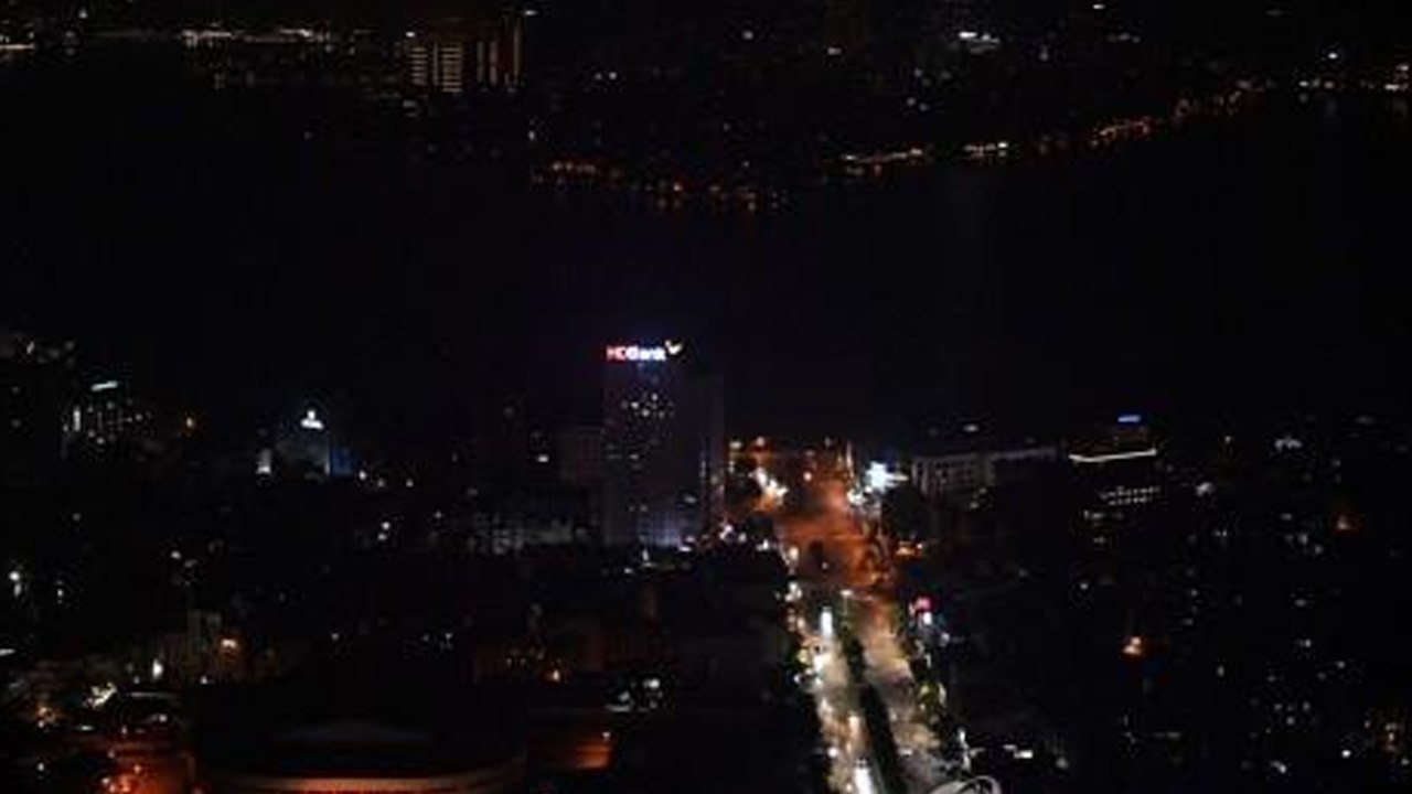 전력 부족 하노이, 가로등 전기 사용량 25% 줄여 / YTN