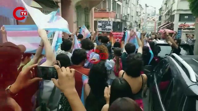 Onur Yürüyüşü’ne polis müdahalesi! Gözaltılar var