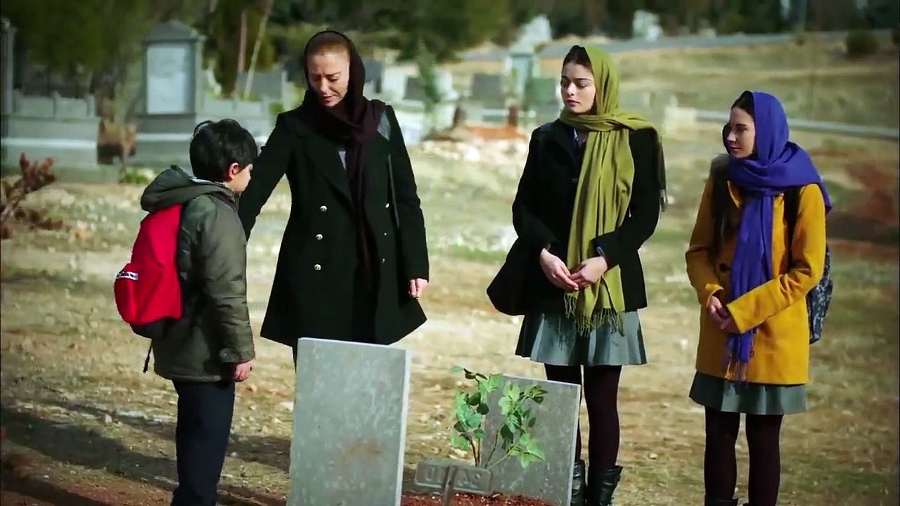 مسلسل ورد وشوك الحلقة 77
