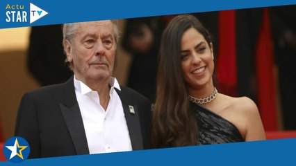 Alain Delon : ce cadeau incroyable qu’il a offert à sa fille Anouchka pour ses 12 ans