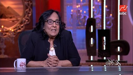 د. لميس جابر: حسين رياض كان خولي ازاي يطلب ايد بنت افندينا.. رد قوي من عمرو أديب