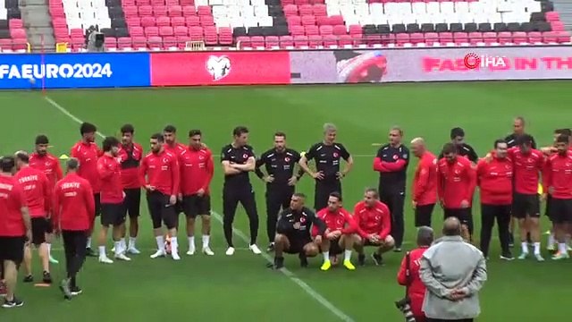 Une équipe nationale a terminé ses préparatifs pour le match du Pays de Galles