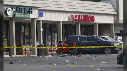 美 '노예해방 연휴' 총격사건 잇따라...4명 사망·34명 부상 / YTN